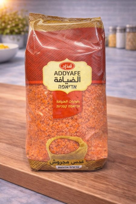 عدس أحمر فاخر غني بالقيمة الغذائية ومثالي للشوربات والأطباق الصحية.